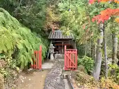 西寿寺の末社