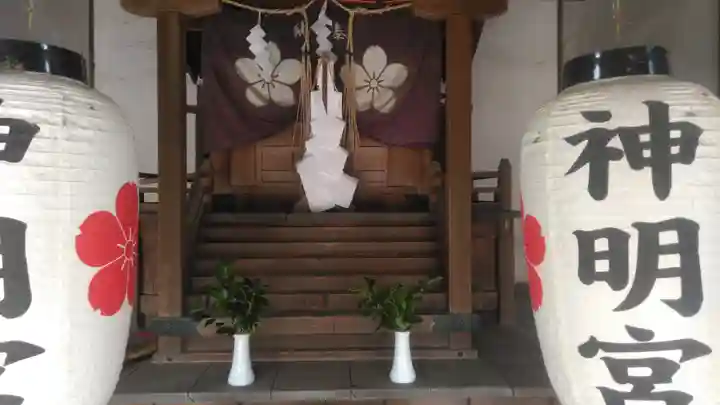 日霊神社の本殿・本堂