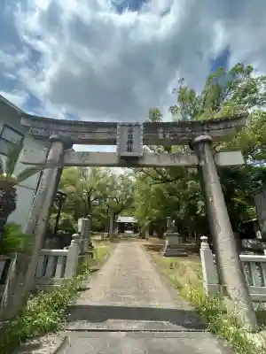 丸亀春日神社の鳥居