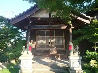 徳本稲荷の本殿・本堂