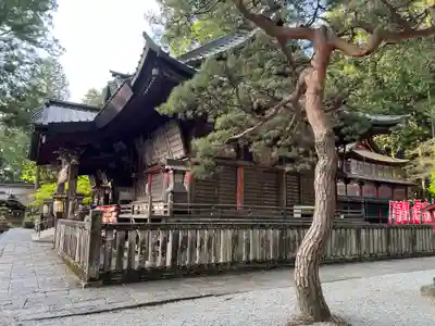 北口本宮冨士浅間神社の本殿・本堂
