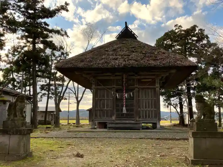 鞍掛神社(新潟県)