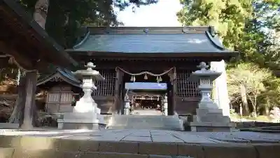 河口浅間神社の山門・神門