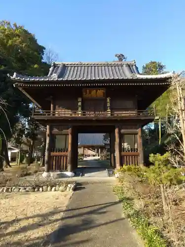 常勝寺の山門