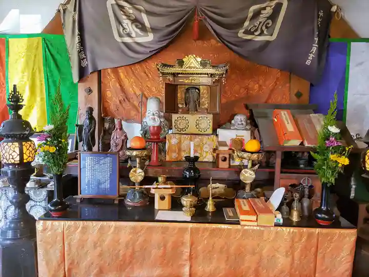 宝珠院の本殿・本堂