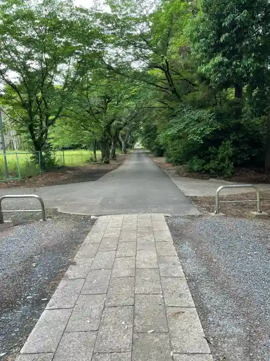 雲井宮郷造神社の{uncategorized: "未分類", other: "その他", undefined: "問題あり", building: "その他建物", grave: "お墓", sacred_gate: "鳥居", guardian: "狛犬", statue: "像", buddha: "仏像", history: "歴史", nature: "自然", garden: "庭園", animal: "動物", pagoda: "塔", temizu: "手水舎", mountain_gate: "山門・神門", sanctuary: "本殿・本堂", subordinate: "末社・摂社", art: "芸術", scenery: "景色", jizo: "地蔵", ema: "絵馬", goshuin: "御朱印", omikuji: "おみくじ", items: "授与品その他", amulet: "お守り", goshuincho: "御朱印帳", eats: "食事", festival: "お祭り", votive_dance: "神楽", shichigosan: "七五三参", wedding: "結婚式", experience: "体験その他", initially: "初詣", around: "周辺", anti_infection: "感染症対策"}