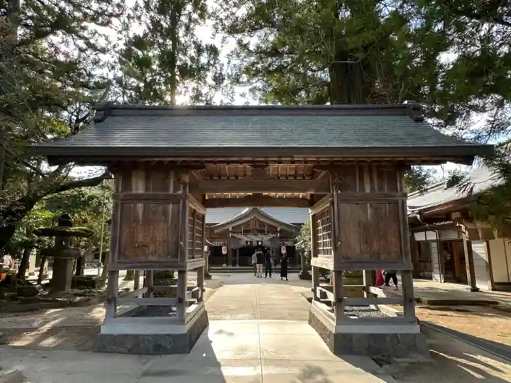 八重垣神社の山門・神門