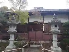 龍真寺の建物その他