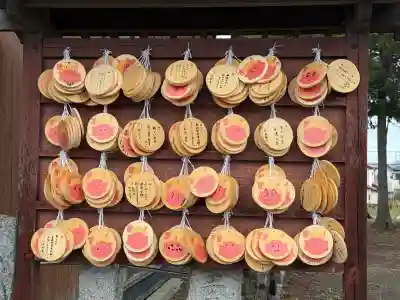 鬼鎮神社の{uncategorized: "未分類", other: "その他", undefined: "問題あり", building: "その他建物", grave: "お墓", sacred_gate: "鳥居", guardian: "狛犬", statue: "像", buddha: "仏像", history: "歴史", nature: "自然", garden: "庭園", animal: "動物", pagoda: "塔", temizu: "手水舎", mountain_gate: "山門・神門", sanctuary: "本殿・本堂", subordinate: "末社・摂社", art: "芸術", scenery: "景色", jizo: "地蔵", ema: "絵馬", goshuin: "御朱印", omikuji: "おみくじ", items: "授与品その他", amulet: "お守り", goshuincho: "御朱印帳", eats: "食事", festival: "お祭り", votive_dance: "神楽", shichigosan: "七五三参", wedding: "結婚式", experience: "体験その他", initially: "初詣", around: "周辺", anti_infection: "感染症対策"}