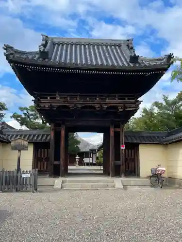 道明寺の山門・神門
