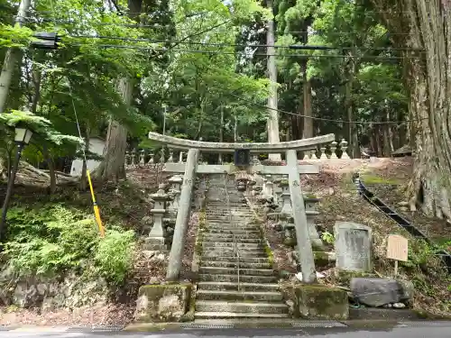 洞川八幡宮(奈良県)