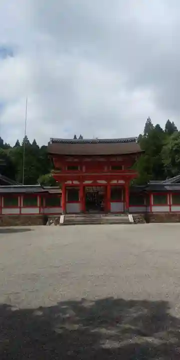 大鳥神社の山門・神門