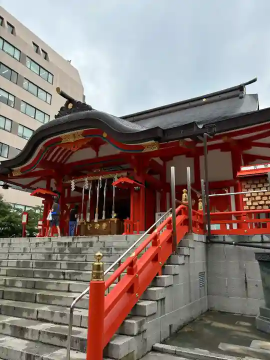 花園神社の本殿・本堂