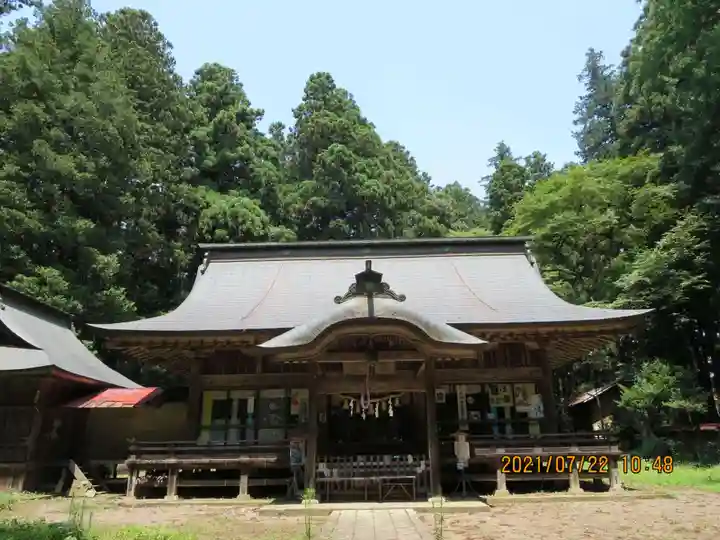 都々古別神社(馬場)の本殿・本堂