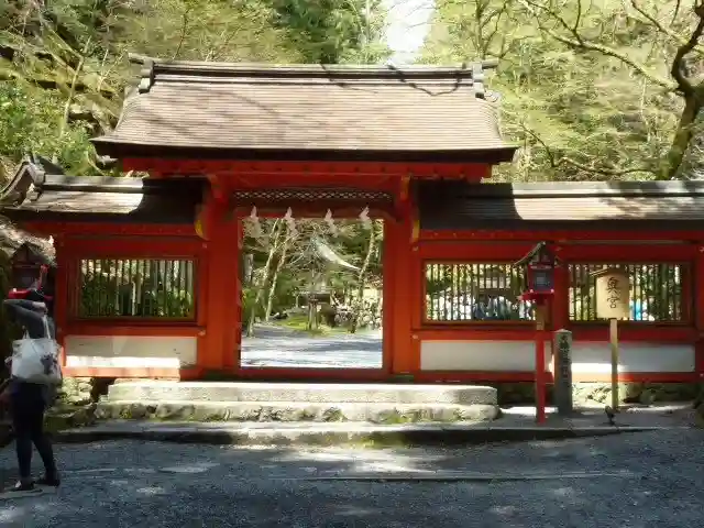 貴船神社の山門・神門
