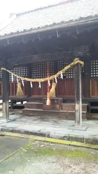 八幡神社の本殿・本堂