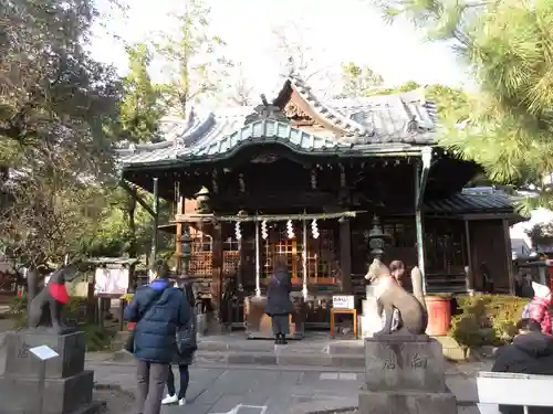 三囲神社の本殿・本堂