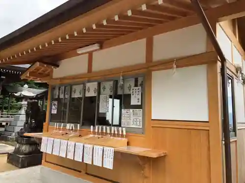 粟井神社の建物その他