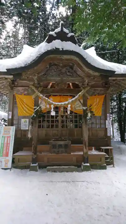 金持神社の本殿・本堂