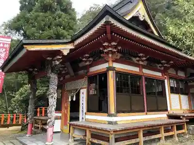 児原稲荷神社の本殿