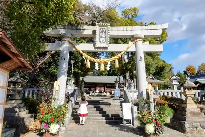 上地八幡宮の鳥居