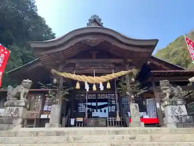 大頭神社の{uncategorized: "未分類", other: "その他", undefined: "問題あり", building: "その他建物", grave: "お墓", sacred_gate: "鳥居", guardian: "狛犬", statue: "像", buddha: "仏像", history: "歴史", nature: "自然", garden: "庭園", animal: "動物", pagoda: "塔", temizu: "手水舎", mountain_gate: "山門・神門", sanctuary: "本殿・本堂", subordinate: "末社・摂社", art: "芸術", scenery: "景色", jizo: "地蔵", ema: "絵馬", goshuin: "御朱印", omikuji: "おみくじ", items: "授与品その他", amulet: "お守り", goshuincho: "御朱印帳", eats: "食事", festival: "お祭り", votive_dance: "神楽", shichigosan: "七五三参", wedding: "結婚式", experience: "体験その他", initially: "初詣", around: "周辺", anti_infection: "感染症対策"}