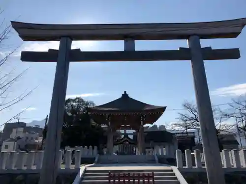 秩父今宮神社の鳥居