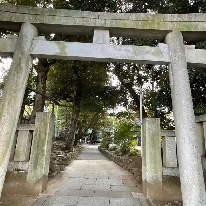 渋谷氷川神社の鳥居