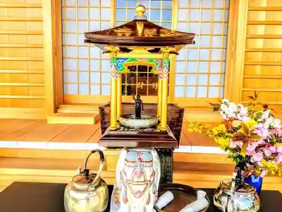 安楽寺の本殿・本堂