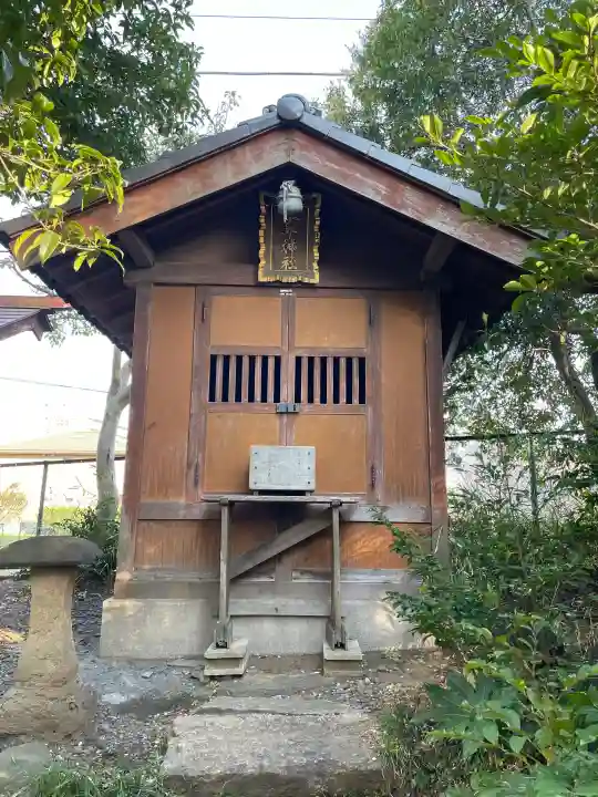 狭山八幡神社の{uncategorized: "未分類", other: "その他", undefined: "問題あり", building: "その他建物", grave: "お墓", sacred_gate: "鳥居", guardian: "狛犬", statue: "像", buddha: "仏像", history: "歴史", nature: "自然", garden: "庭園", animal: "動物", pagoda: "塔", temizu: "手水舎", mountain_gate: "山門・神門", sanctuary: "本殿・本堂", subordinate: "末社・摂社", art: "芸術", scenery: "景色", jizo: "地蔵", ema: "絵馬", goshuin: "御朱印", omikuji: "おみくじ", items: "授与品その他", amulet: "お守り", goshuincho: "御朱印帳", eats: "食事", festival: "お祭り", votive_dance: "神楽", shichigosan: "七五三参", wedding: "結婚式", experience: "体験その他", initially: "初詣", around: "周辺", anti_infection: "感染症対策"}