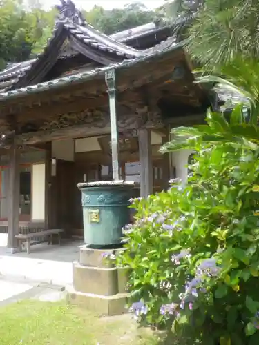 法性寺の本殿・本堂