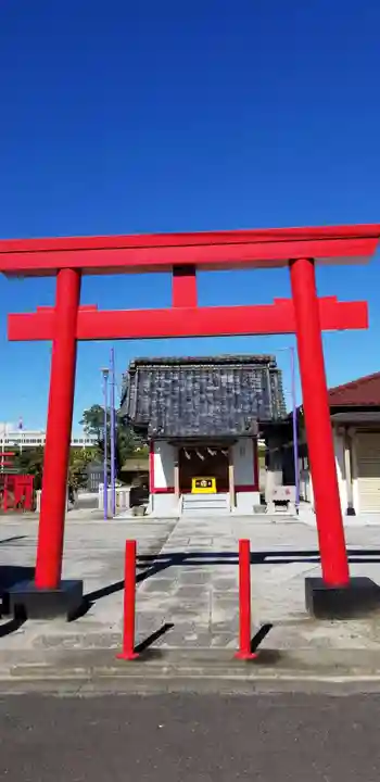 諏訪野八幡神社の鳥居