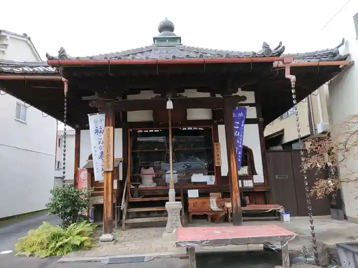 薬師院の本殿・本堂