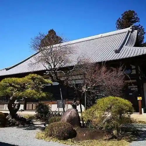 西源寺の庭園