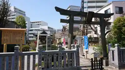 高田氷川神社の鳥居