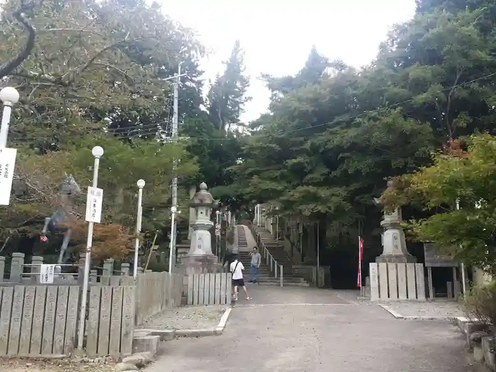 能勢妙見山(真如寺境外仏堂)のその他建物