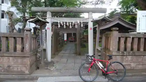 厳島神社（港町弁財天）の鳥居