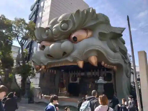難波八阪神社の{uncategorized: "未分類", other: "その他", undefined: "問題あり", building: "その他建物", grave: "お墓", sacred_gate: "鳥居", guardian: "狛犬", statue: "像", buddha: "仏像", history: "歴史", nature: "自然", garden: "庭園", animal: "動物", pagoda: "塔", temizu: "手水舎", mountain_gate: "山門・神門", sanctuary: "本殿・本堂", subordinate: "末社・摂社", art: "芸術", scenery: "景色", jizo: "地蔵", ema: "絵馬", goshuin: "御朱印", omikuji: "おみくじ", items: "授与品その他", amulet: "お守り", goshuincho: "御朱印帳", eats: "食事", festival: "お祭り", votive_dance: "神楽", shichigosan: "七五三参", wedding: "結婚式", experience: "体験その他", initially: "初詣", around: "周辺", anti_infection: "感染症対策"}