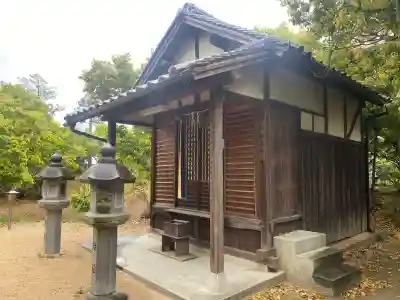 秦楽寺の{uncategorized: "未分類", other: "その他", undefined: "問題あり", building: "その他建物", grave: "お墓", sacred_gate: "鳥居", guardian: "狛犬", statue: "像", buddha: "仏像", history: "歴史", nature: "自然", garden: "庭園", animal: "動物", pagoda: "塔", temizu: "手水舎", mountain_gate: "山門・神門", sanctuary: "本殿・本堂", subordinate: "末社・摂社", art: "芸術", scenery: "景色", jizo: "地蔵", ema: "絵馬", goshuin: "御朱印", omikuji: "おみくじ", items: "授与品その他", amulet: "お守り", goshuincho: "御朱印帳", eats: "食事", festival: "お祭り", votive_dance: "神楽", shichigosan: "七五三参", wedding: "結婚式", experience: "体験その他", initially: "初詣", around: "周辺", anti_infection: "感染症対策"}