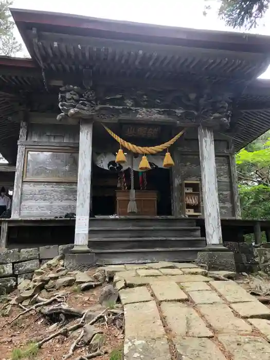 龍興山神社の本殿