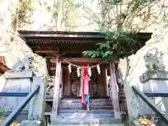 愛宕神社の末社