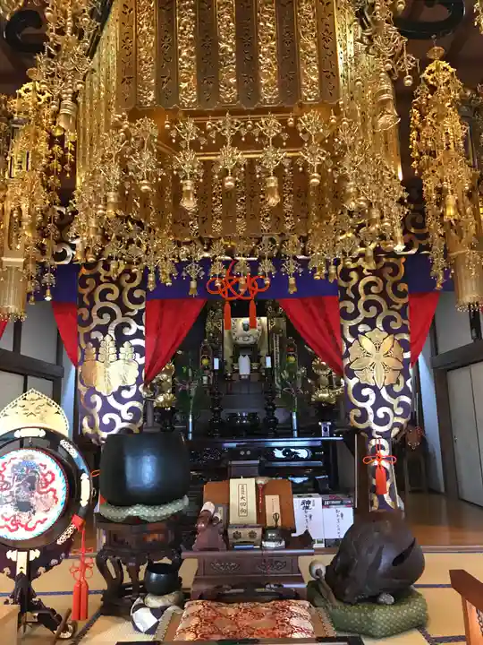 多聞寺の本殿・本堂