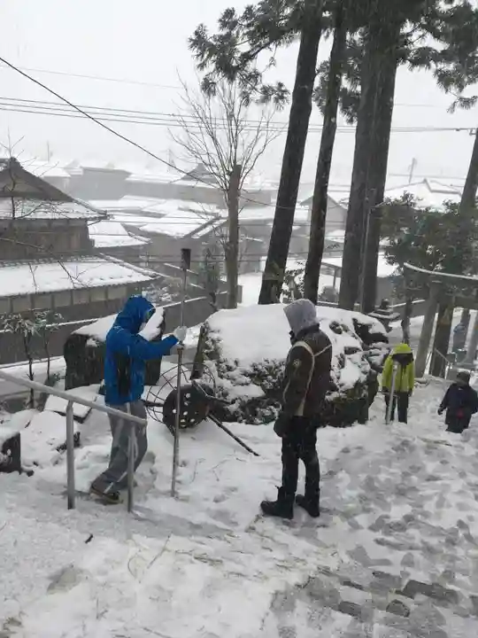 飯部磐座神社のその他建物