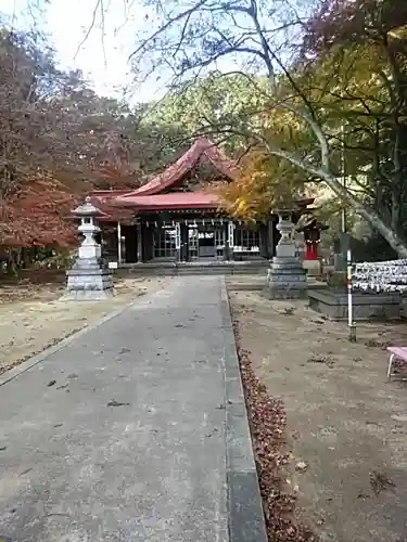 霊山神社の本殿・本堂