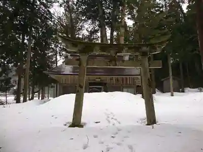 八幡神社(樺八幡神社)の鳥居