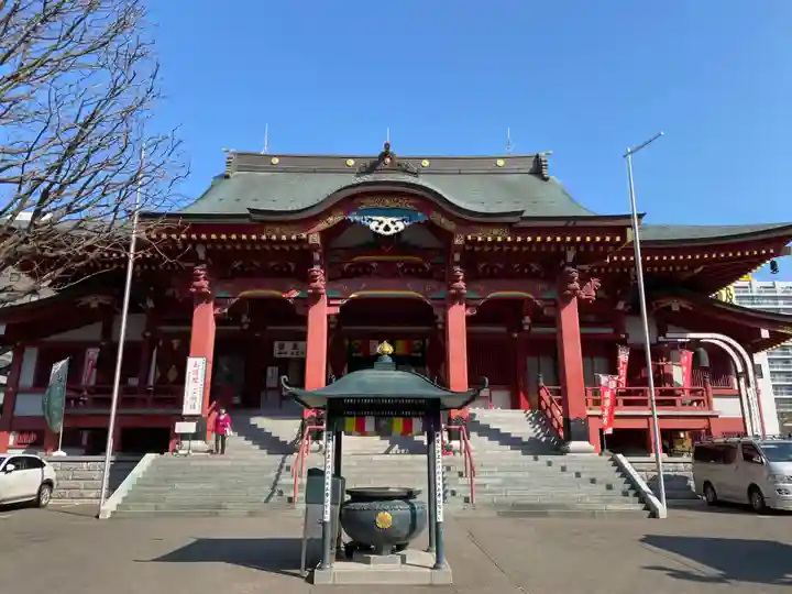 成田山札幌別院新栄寺の本殿・本堂