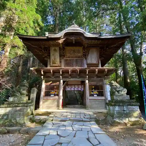 鷲子山上神社の山門