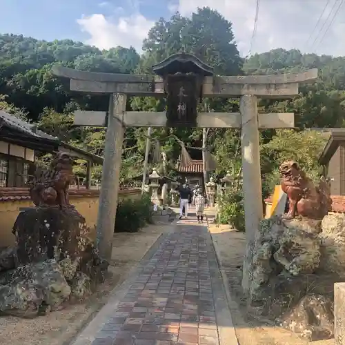 天津神社の鳥居