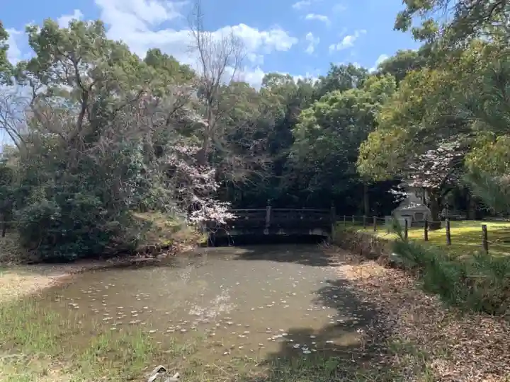 竈山神社の自然