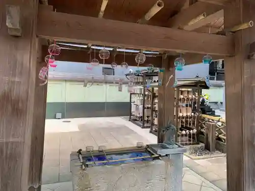 日蓮宗　浄運寺の手水舎